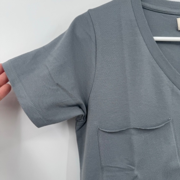 Niyama Sol Gray Short Sleeve Tee - Picture 3 of 9